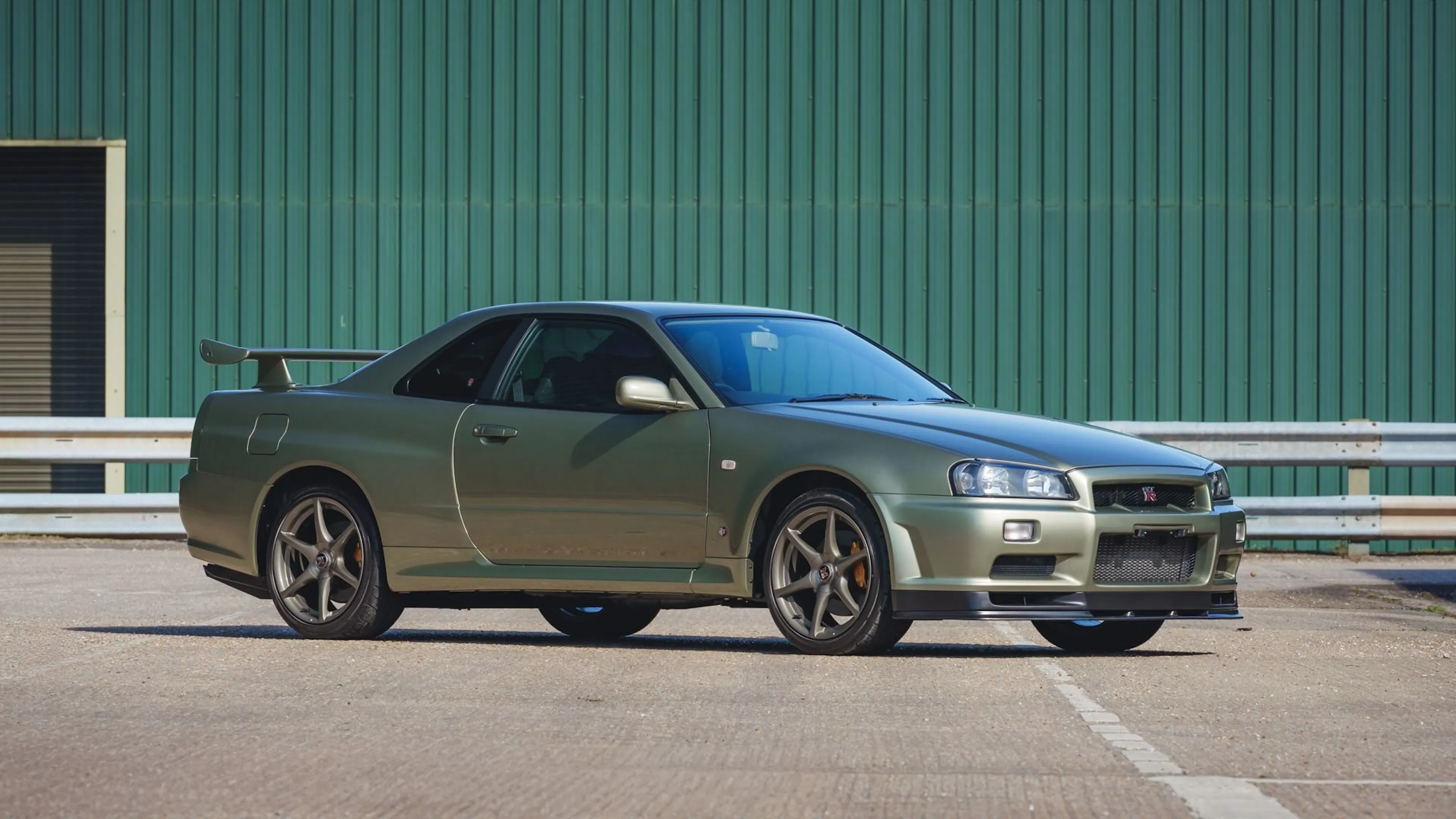2000 Nissan Skyline GT-R | Hagerty Valuation Tools®